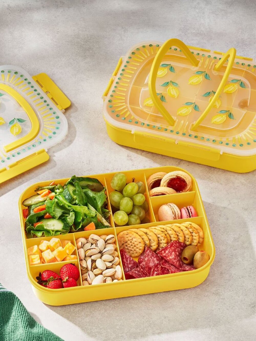 Member's Mark 2-Pack Lemon Design Snackle Box Food Storage on the Go NWT